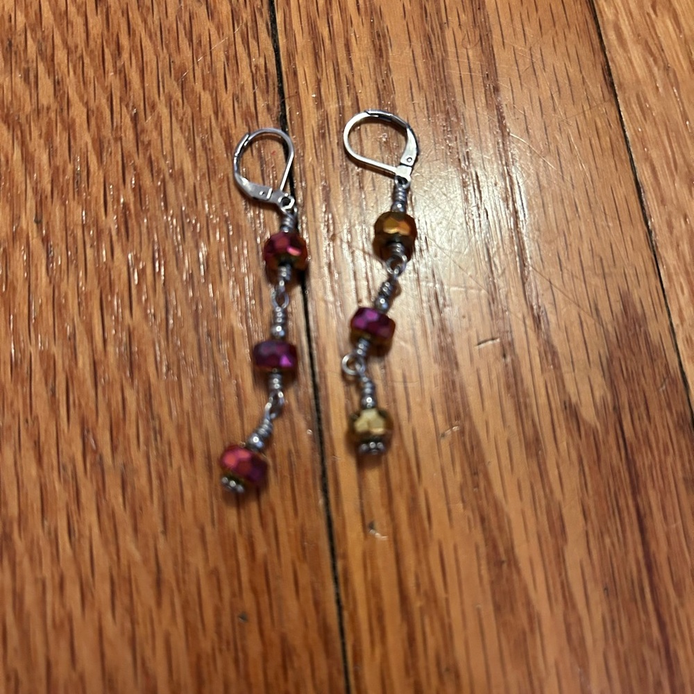 Dangle earrings